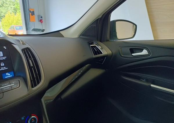 Ford Kuga cena 81900 przebieg: 126908, rok produkcji 2019 z Świdnica małe 562